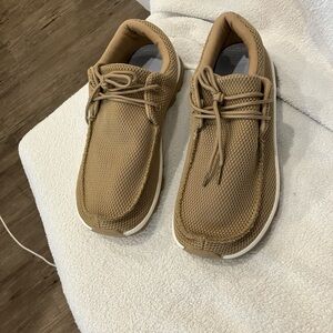 Source Unknown Men's Mesh Lace-Up Athletic Shoes in Tan